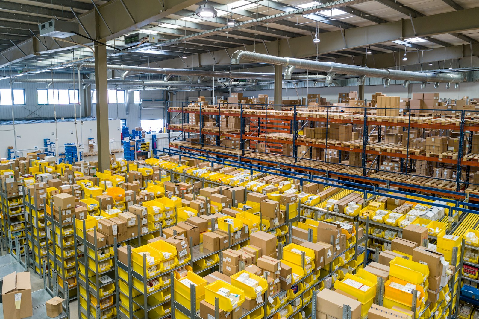 LVNT warehousing